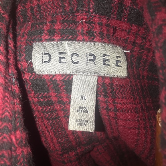 HOST PICK Decree Red Sleeveless Button Front Plaid Muscle Shirt Tank Size XL - Picture 7 of 8